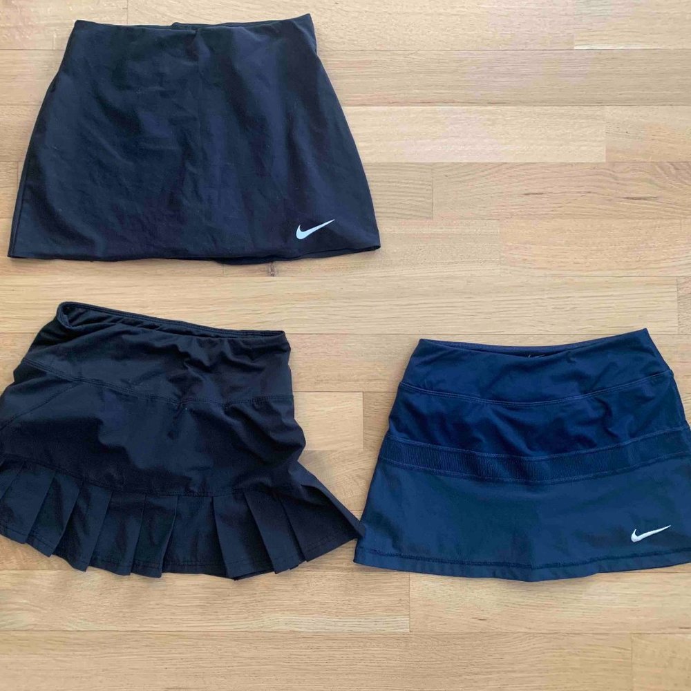 Tennis skirts size XS (extra-small) - Nike and Bolle